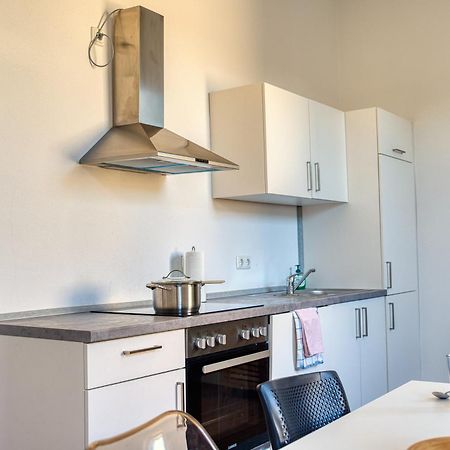 Wen Bhf Neu & Zentral In Weiden Fuer Bis Zu 6 Personen Appartement Weiden in der Oberpfalz Buitenkant foto