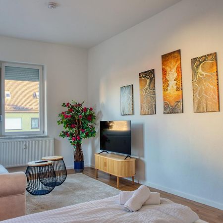 Wen Bhf Neu & Zentral In Weiden Fuer Bis Zu 6 Personen Appartement Weiden in der Oberpfalz Buitenkant foto